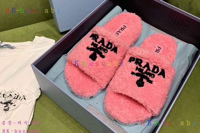 NEW 프라다 신발 신상 P 72526