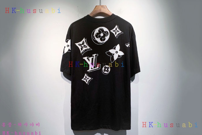 NEW 루이비통 반팔티 신상 LW 158220