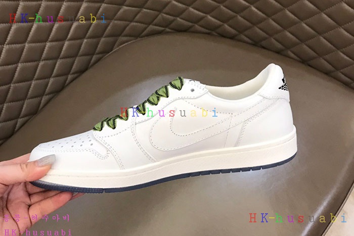NEW 구찌 스니커즈 신상 GU 1428522