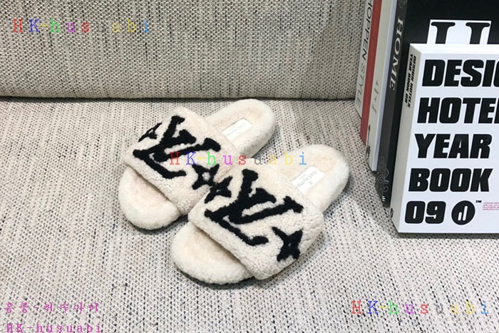 NEW 루이비통 신발 신상 LV 3688240