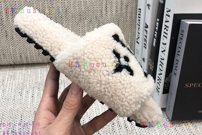 NEW 루이비통 신발 신상 LV 3688240