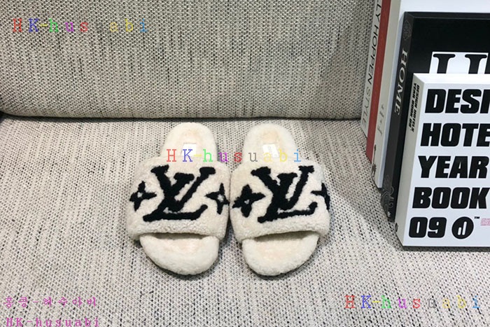 NEW 루이비통 신발 신상 LV 3688240