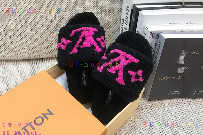 NEW 루이비통 신발 신상 LV 3688243