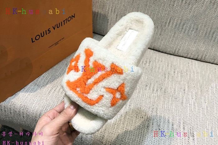 NEW 루이비통 신발 신상 LV 3688244