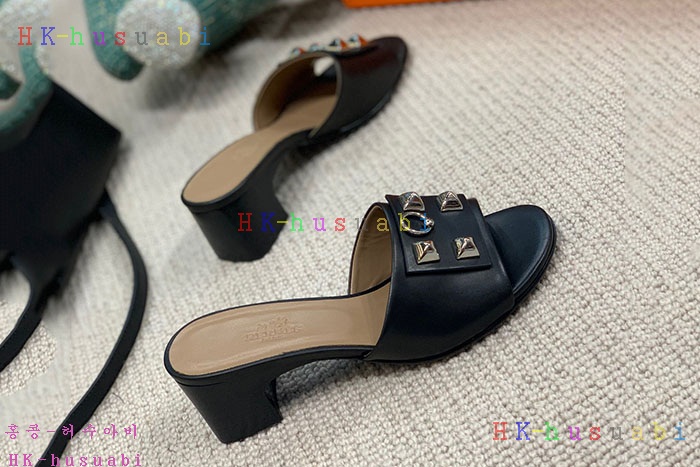 NEW 에르메스 샌들 신상 H 4288852