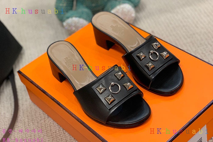 NEW 에르메스 샌들 신상 H 4288852