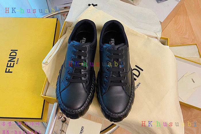 NEW 펜디 스니커즈 신상 FD 3335824