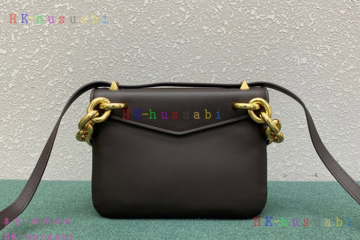 ★미러급★보테가베네타 마운트 사첼백 667399-3