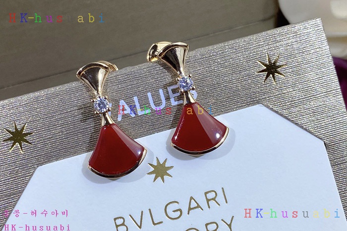 NEW 불가리 귀걸이 신상 B 1145521