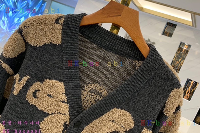 NEW 버버리 가디건 신상 B 288850