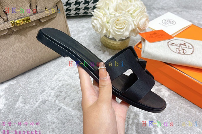 NEW 에르메스 샌들 신상 H 3725221