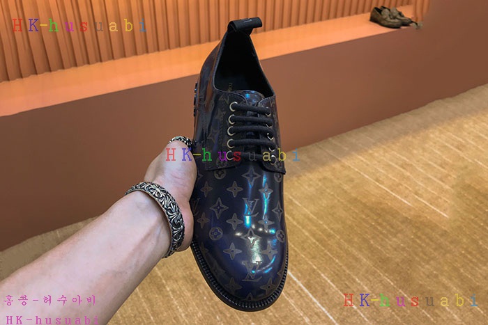 NEW 루이비통 신발 신상 LV 362605
