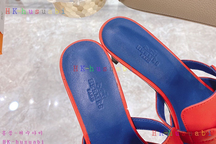 NEW 에르메스 샌들 신상 H 2477405