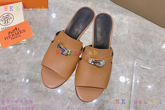 NEW 에르메스 샌들 신상 H 2477406