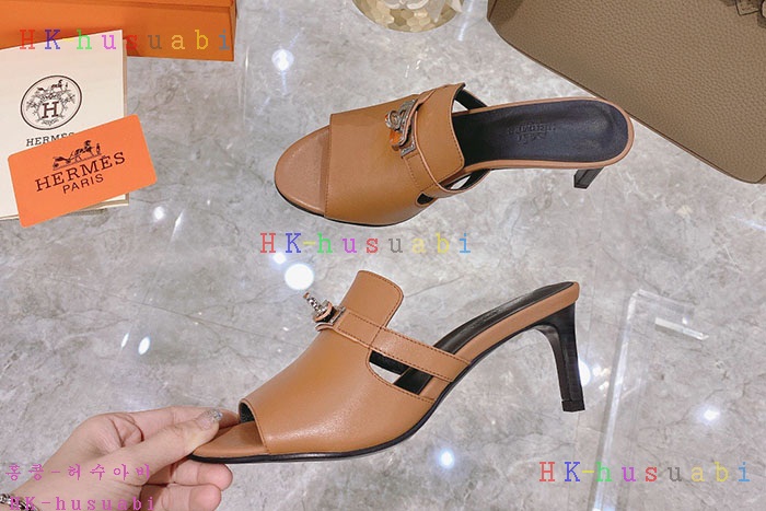 NEW 에르메스 샌들 신상 H 2477406