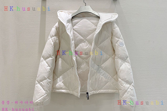 NEW 몽클레어 패딩 신상 M 2528221