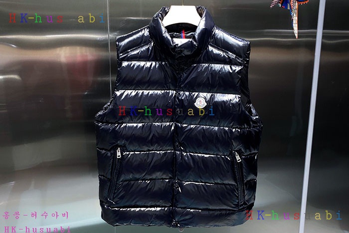 NEW 몽클레어 패딩조끼 신상 M 2528224