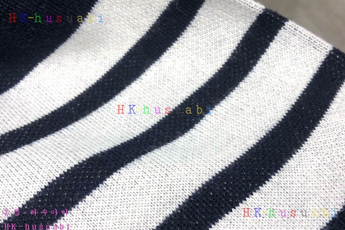NEW 톰브라운 니트 신상 TB 528836
