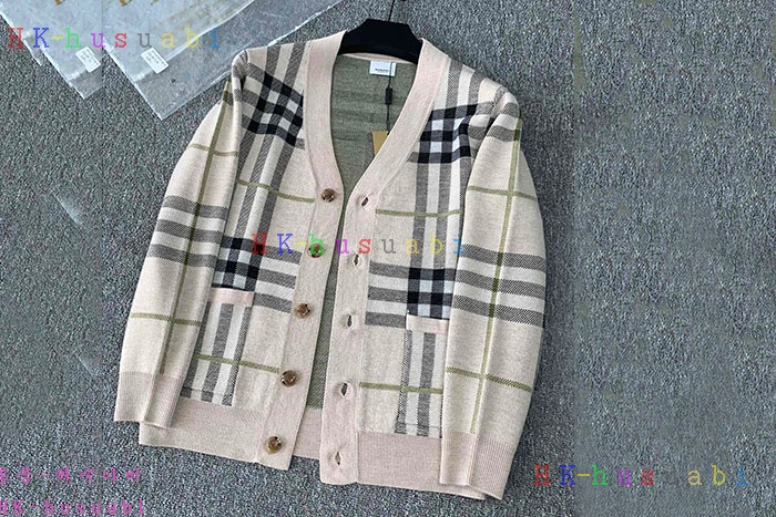 NEW 버버리 가디건 신상 BB 2582908