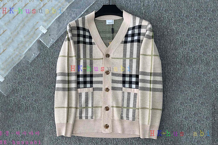 NEW 버버리 가디건 신상 BB 2582908