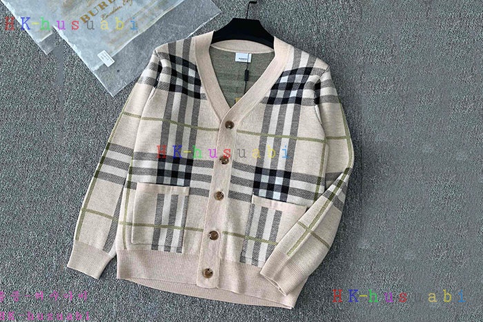 NEW 버버리 가디건 신상 BB 2582908
