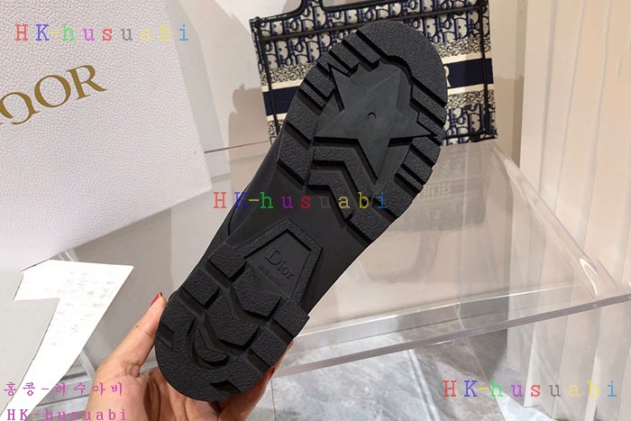 NEW 디올 부츠 신상 DR 887574