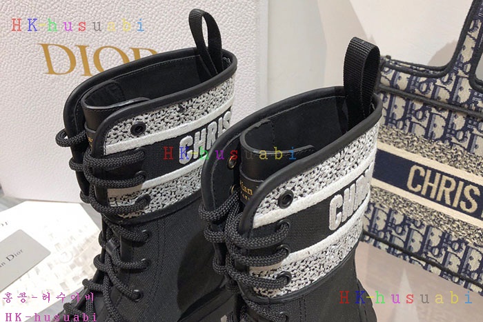NEW 디올 부츠 신상 DR 887574