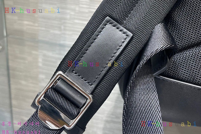 ★미러급★버버리 배지 아플리케 나일론 백팩  80420861