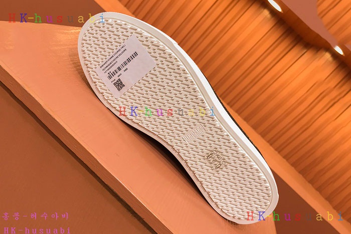 NEW 에르메스 로퍼 신상 H 552804
