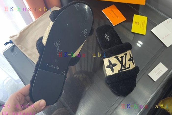NEW 루이비통 신발 신상 LV 2256351