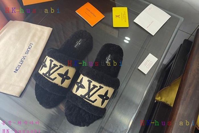 NEW 루이비통 신발 신상 LV 2256351