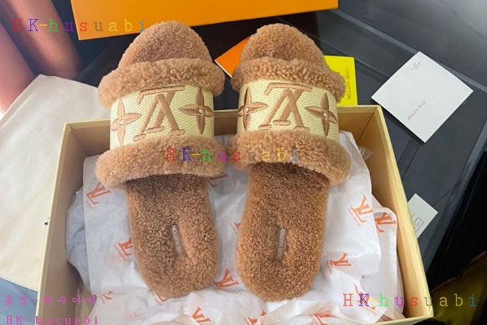 NEW 루이비통 신발 신상 LV 2256350