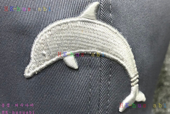 NEW 톰브라운 모자 신상 TB 558221