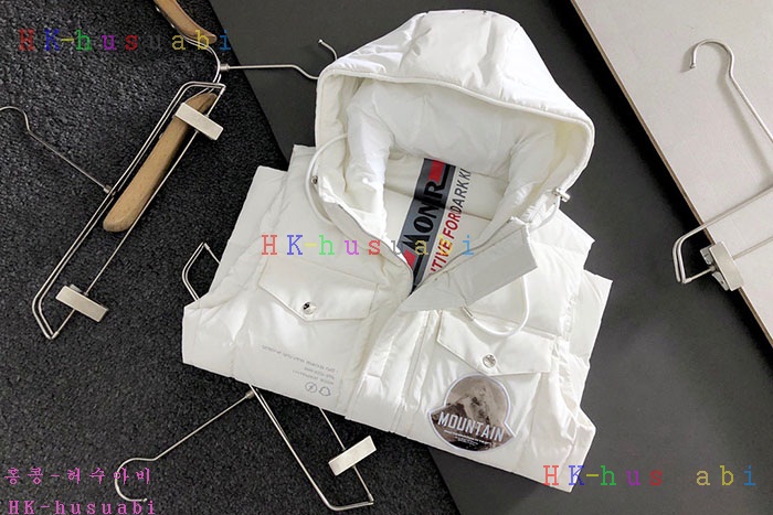 NEW 몽클레어 패딩조끼 신상 M 8857262