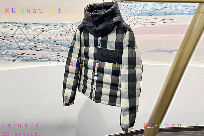 NEW 몽클레어 패딩 신상 M 8857271