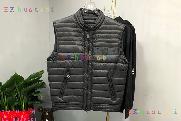NEW 몽클레어 패딩조끼 신상 M 8857251