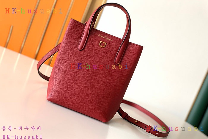 ★미러급★페라가모 간치니 미니백  F 585550-2