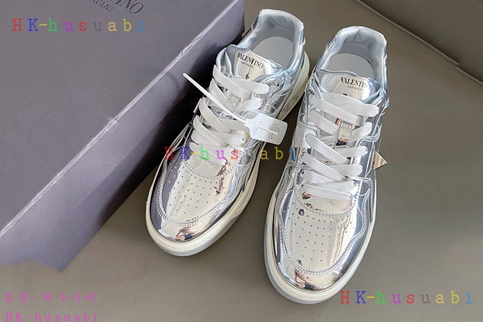 NEW 발렌티노 스니커즈 신상 V747742