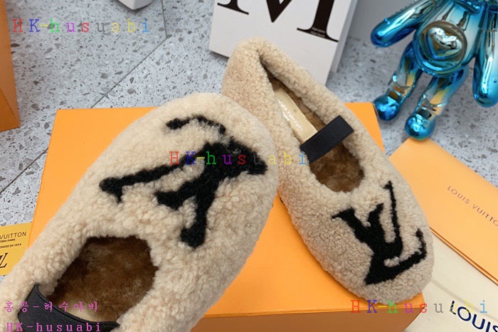 NEW 루이비통 신발 신상 LV 4478267
