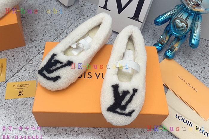 NEW 루이비통 신발 신상 LV 4478268