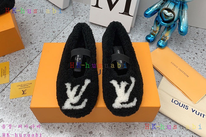 NEW 루이비통 신발 신상 LV 4478269