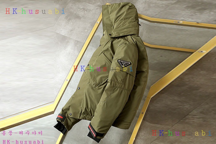 NEW 프라다 패딩 신상 P 4478907