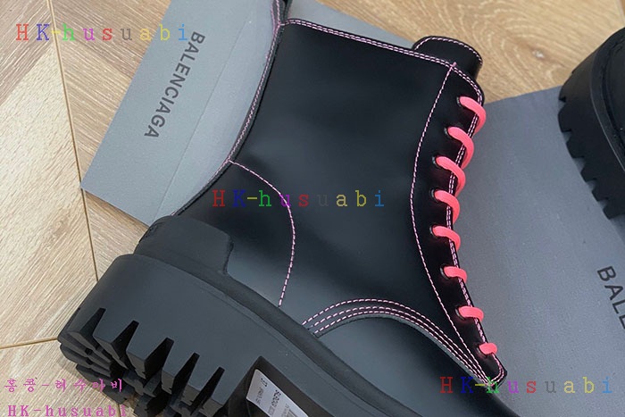 NEW 발렌시아가 부츠 신상 B 558802