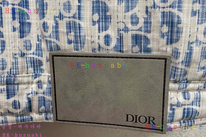 NEW 디올 패딩 신상 DR 7477418