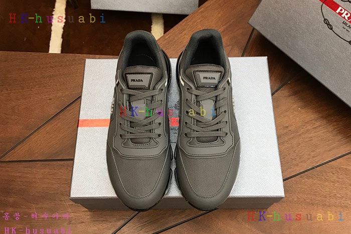 NEW 프라다 스니커즈 신상 P 336706
