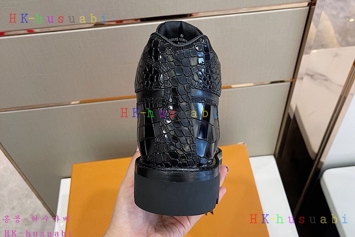 NEW 루이비통 스니커즈 신상 LV 225509