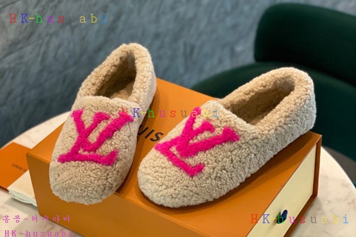 NEW 루이비통 신발 신상 LV 227700