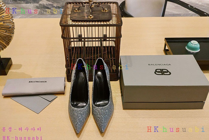 NEW 발렌시아가 신발 신상 B 225014