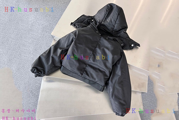 NEW 프라다 패딩 신상 P 992441