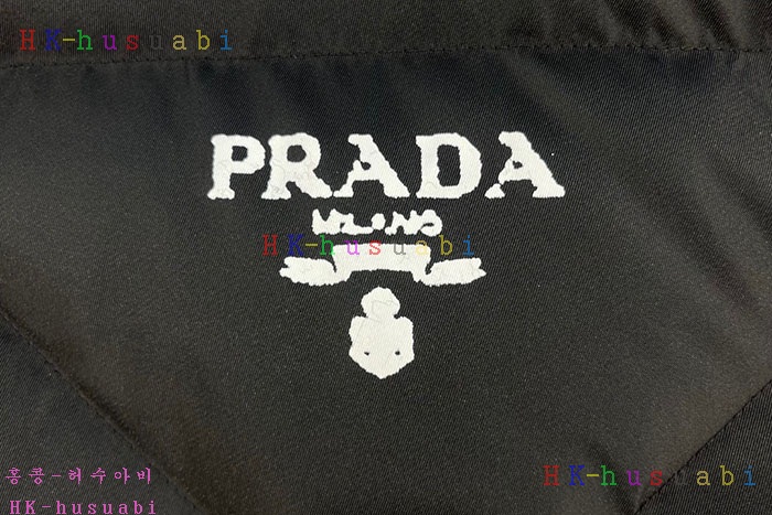 NEW 프라다 패딩 신상 P 992420